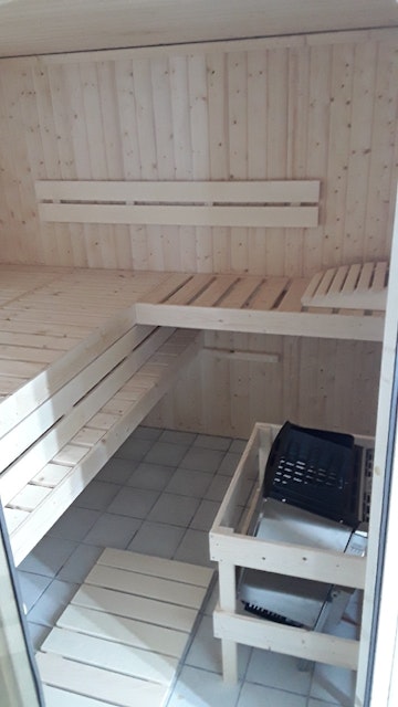 Von einem Kunden aufgenommenes Foto von Karibu Woodfeeling Sauna Ystad - 68 mm Aktionssauna inkl. 9-teiligem gratis Zubehörpaket