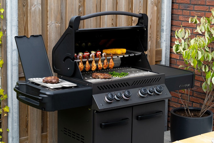 NAPOLEON Gasgrill PHANTOM PRESTIGE 500, mit gegossenen Edelstahl Grillrosten, Satinschwarz