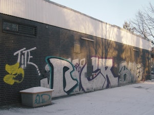nr7plus_graffiti_vorher