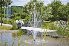 Wasserspiel betreiben