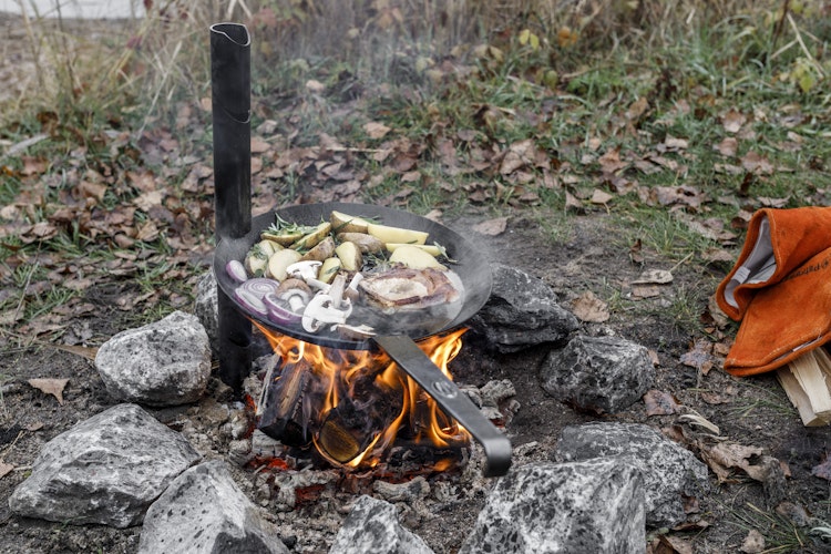 Petromax Lagerfeuer-Halterung für Schmiedeeiserne Pfannen Bild