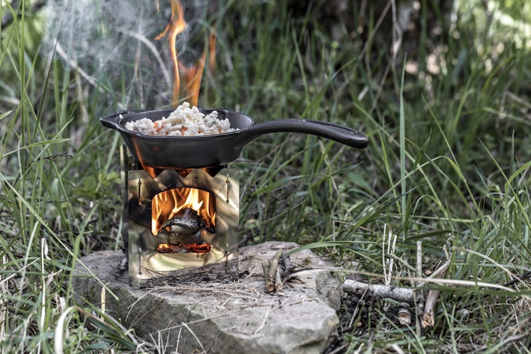 Petromax Feuerpfanne mit Stiel Bild