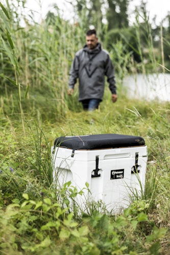 Petromax Sitzkissen für Kühlbox 25 l Schwarz Bild