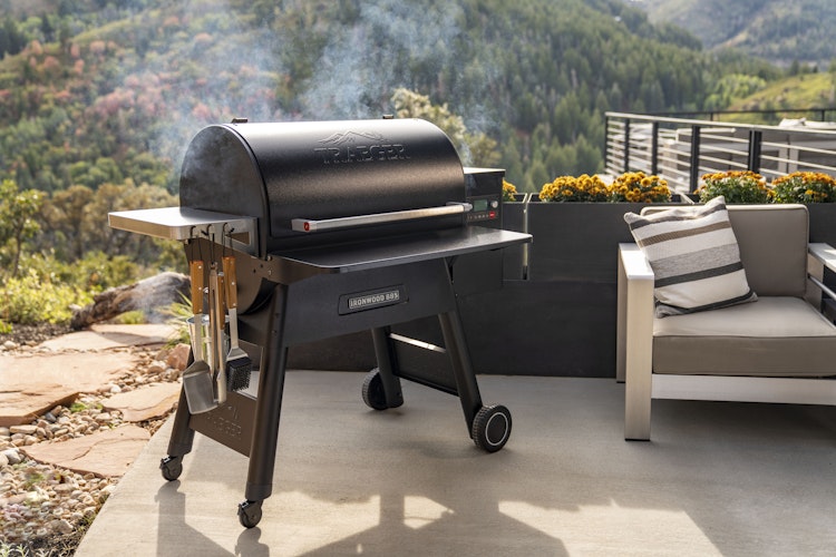 Traeger klappbare Frontablage für PRO 575 und IRONWOOD 650