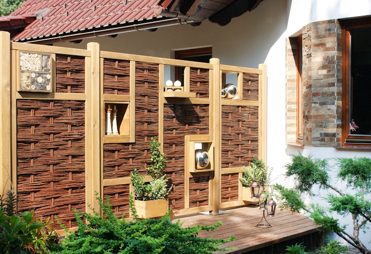 T&J LABO-3D Weidengeflechtzaun 180x180 mit 4 Fenster