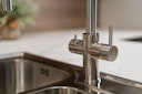 5 Wege Wasserhahn Küchenarmatur, Edelstahl Massiv mit 360° schwenkbarem Auslauf, abnehmbare 2 strahl Handbrause, Gebürstet / Orange