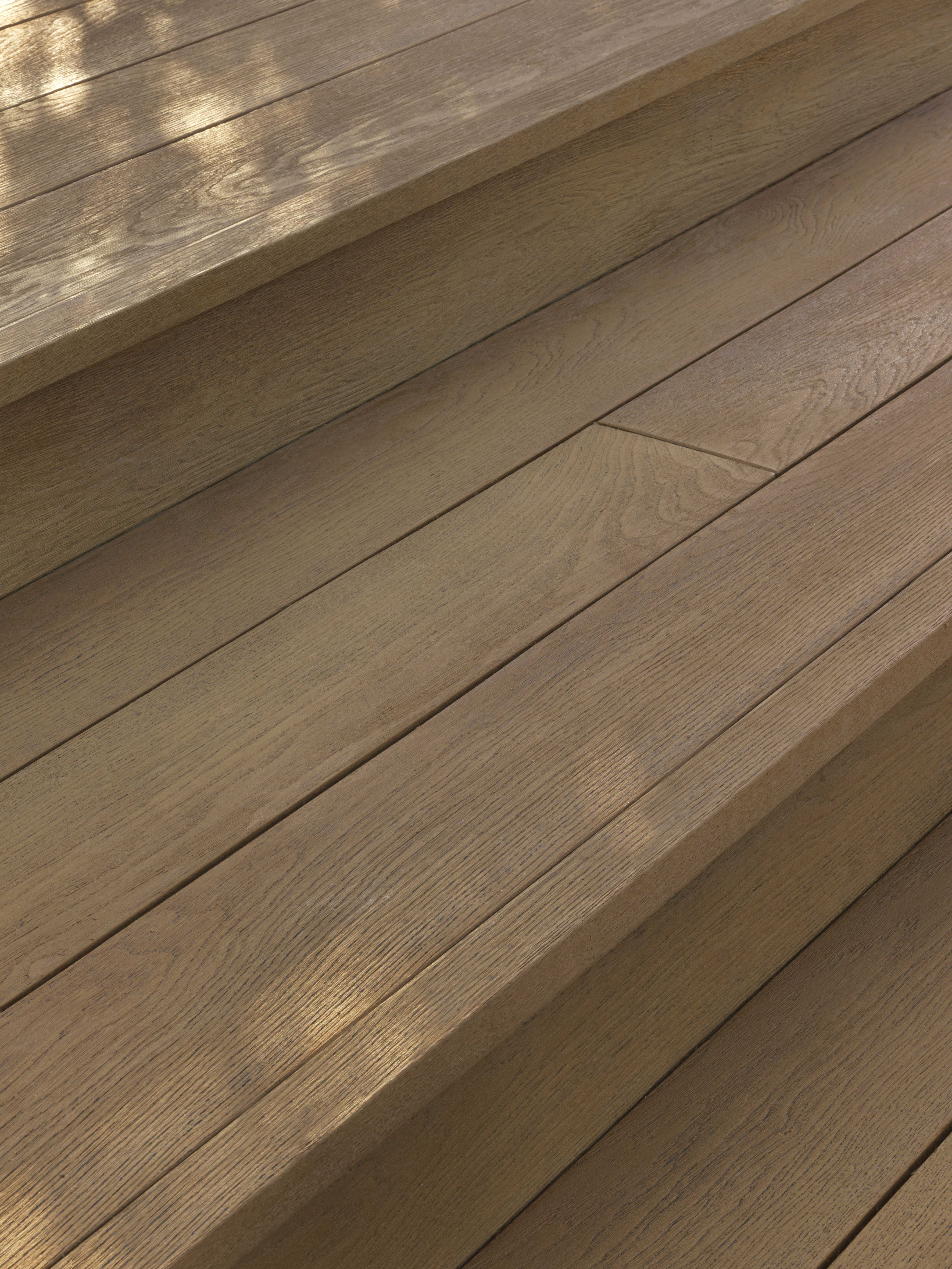 Vorschaubild Galerie Weltholz Millboard® Abschlussprofil eckig ENHANCED GRAIN Coppered Oak 3200 mm