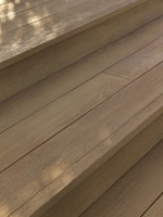 Weltholz Millboard® Bullnose-Abschlussprofil flexibel ENHANCED GRAIN Coppered Oak 2400 mm