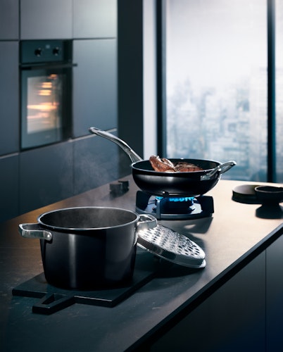 WMF Bratentopf 22cm Aromatic Black
