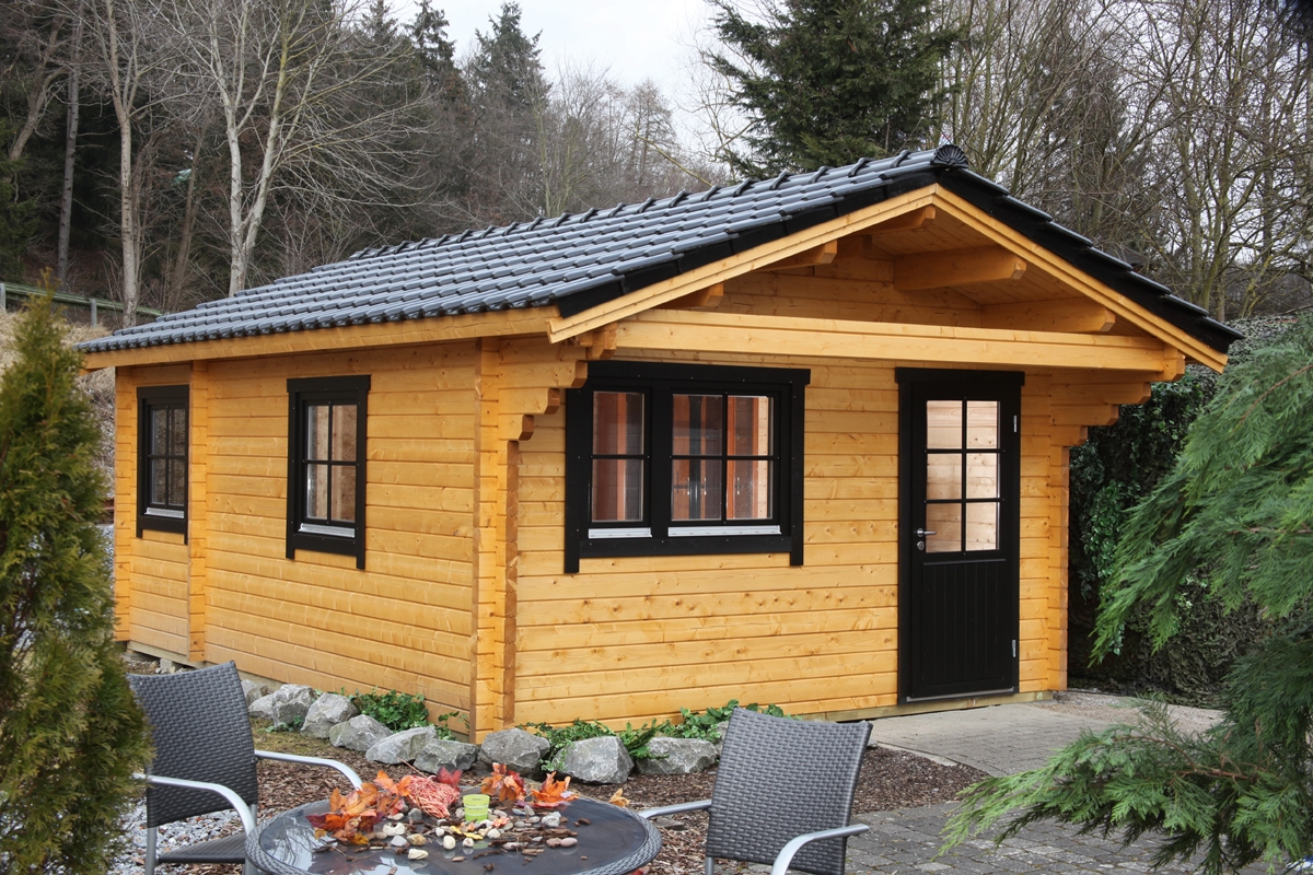 Wolff Finnhaus Gartenhaus Ferienhaus Göteborg 70-C mit Schlafboden Klassik/Modern, inkl. gratis Fundamentanker/Pads