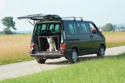 TAMI Backseat Box Hundebox mit Airbagfunktion braun